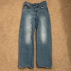Levi’s Ribcage straight ankle jean size 27